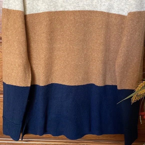 J.Crew Colorblock Sweater Size Medium - Picture 3 of 5